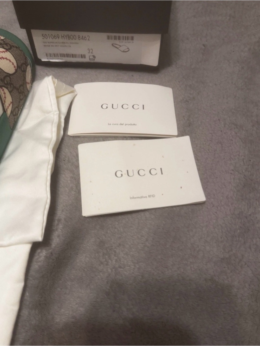 Gucci Toddlers' GG Supreme Baseball Slides Size 1 Kids Sandals - Picture 3 of 6